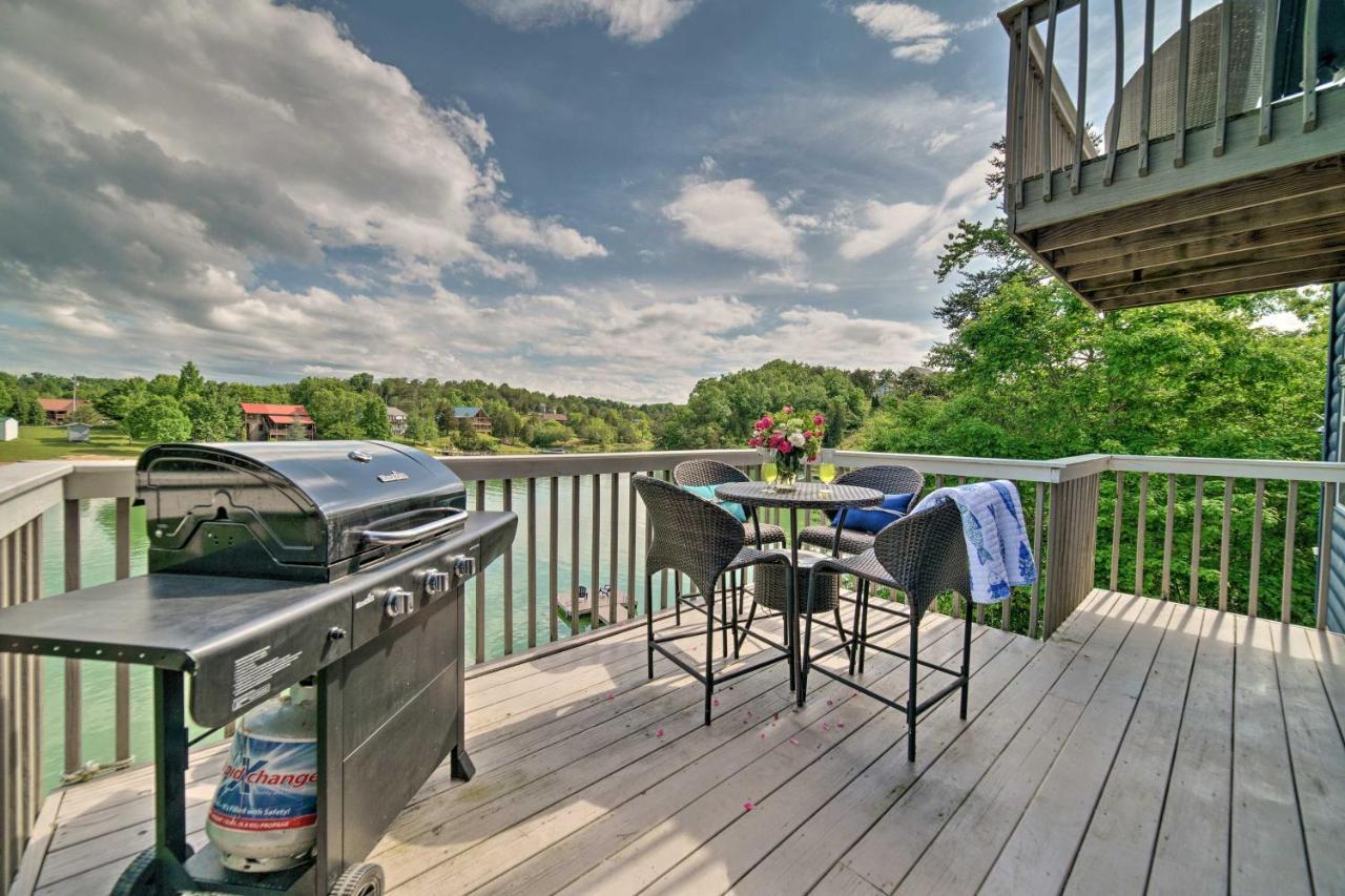 Sevierville Lake House With Deck And Foosball Table! Exterior photo
